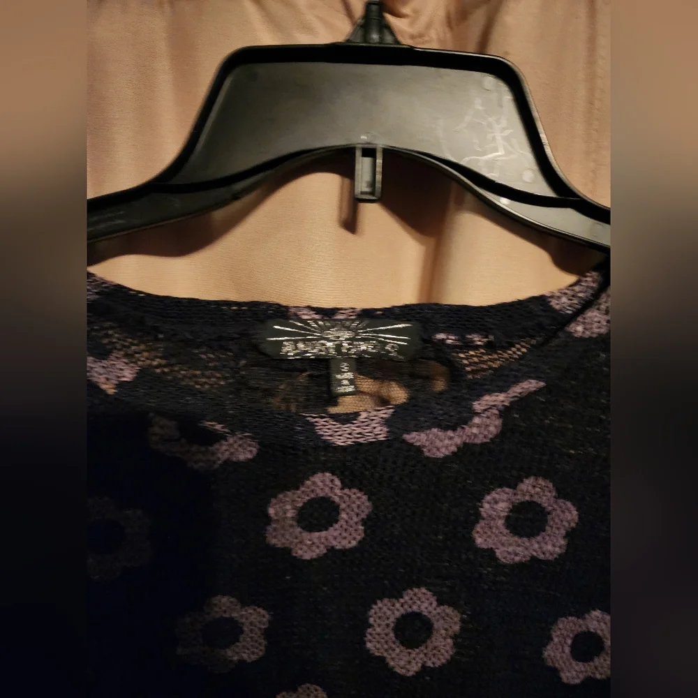 Almost famous S long sleeve shirt black with flowers with lace - Picture 2 of 3